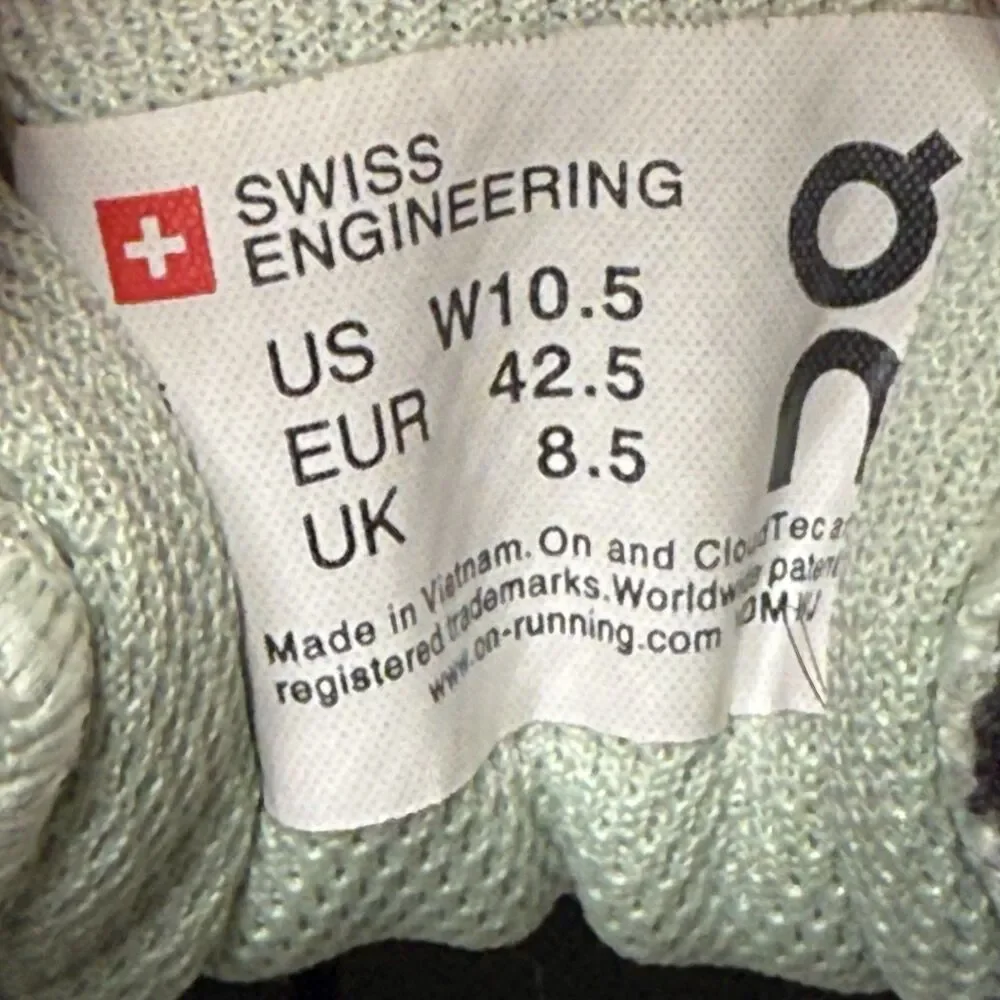 On Cloud Cloudflyer 4 Shoes Womens 10.5 Black Mint Glacier Running Sneakers - Picture 12 of 12